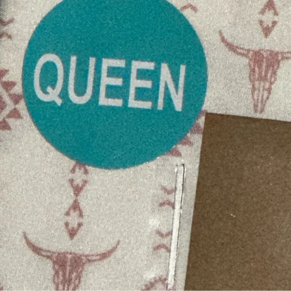 NEW Wrangler Pink/White Steer Head/Aztec 4-Piece Queen Sheet Set